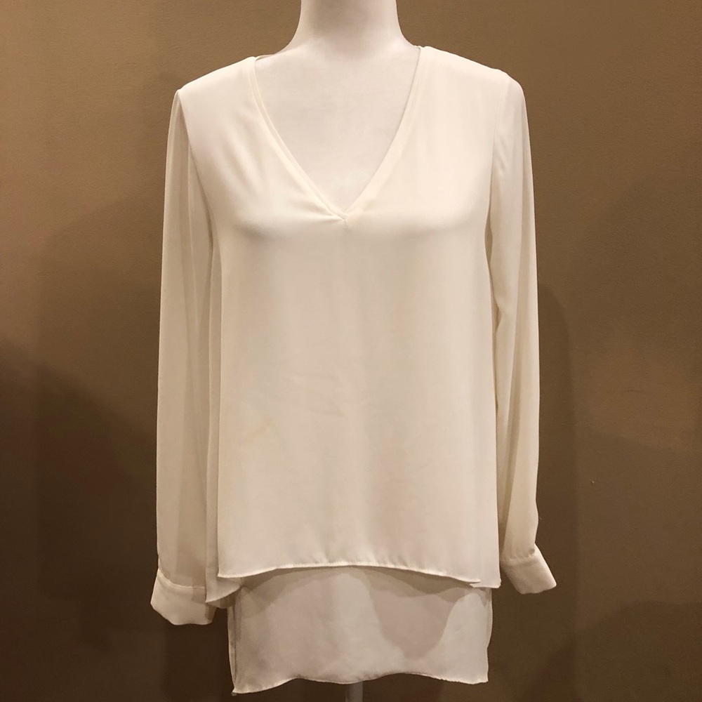 White House Black Market Ecru Double Layer Tunic, Size 2